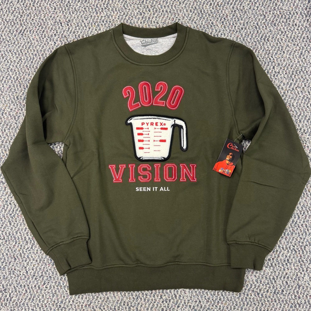 NWT Men’s Chasin Chicken Crewneck Sweatshirt.